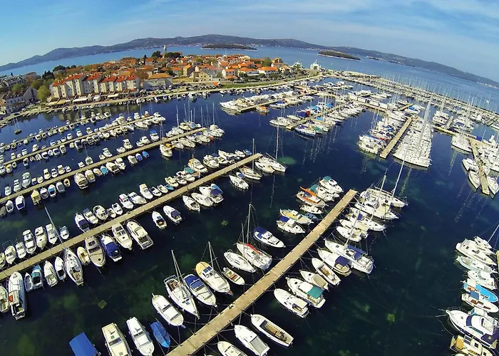 Lovely In Biograd Na Moru